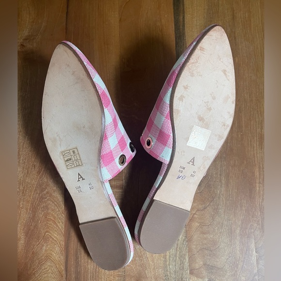 NWOT Anthropologie Pink Check Silver Grommet Womens Slides Shoes Size 11 Flats - Picture 4 of 6